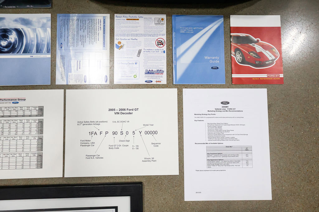 Used 2006 Ford GT RWD image 47