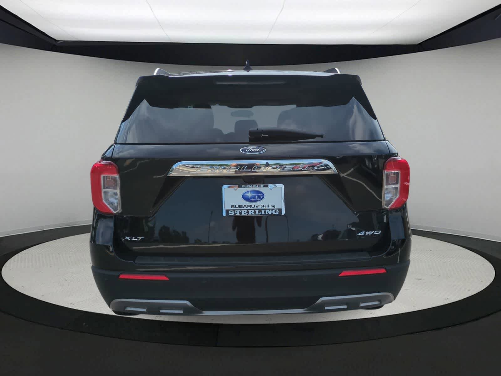 Used 2023 Ford Explorer XLT w/ Equipment Group 202A image 7