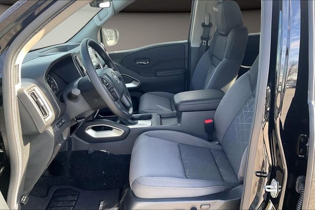 New 2026 Nissan Frontier SV image 7