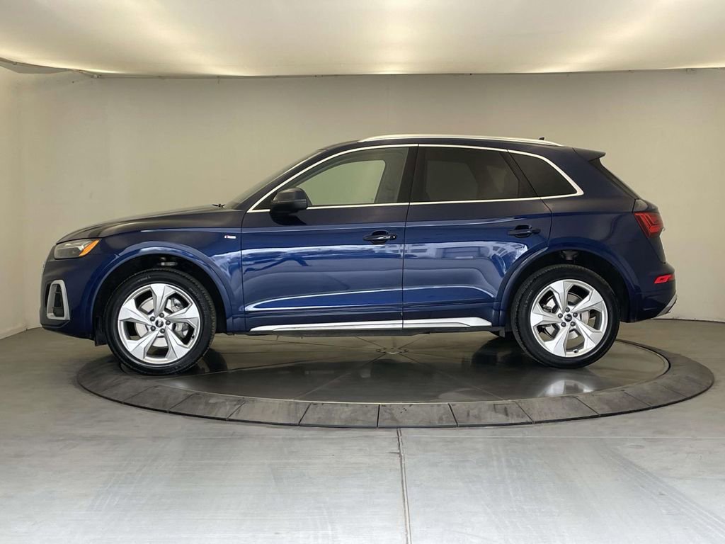 Certified 2023 Audi Q5 2.0T Premium Plus w/ Premium Plus Package image 2
