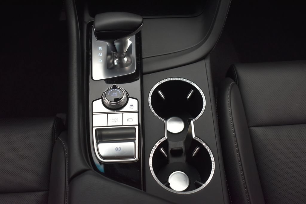 Used 2025 Genesis G70 2.5T AWD/4WD image 31