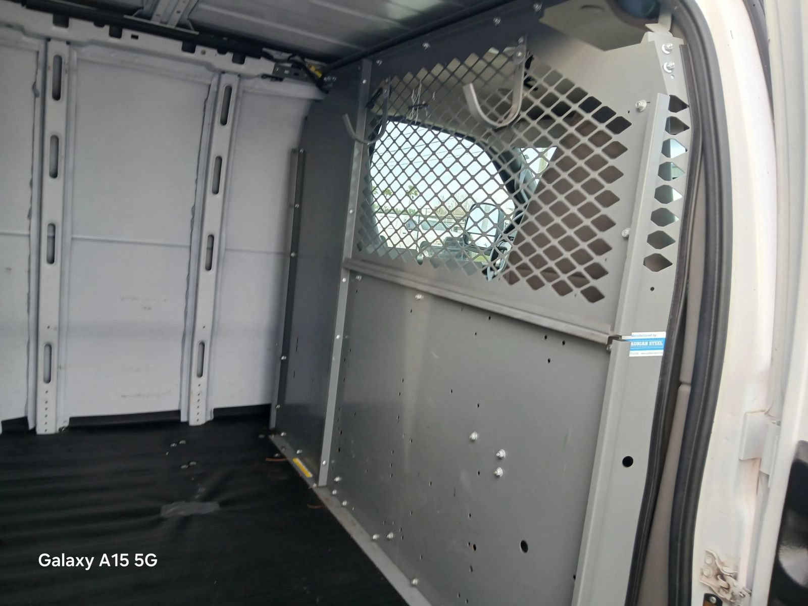Used 2018 Chevrolet Express 3500 Extended w/ Driver Convenience Package RWD image 14