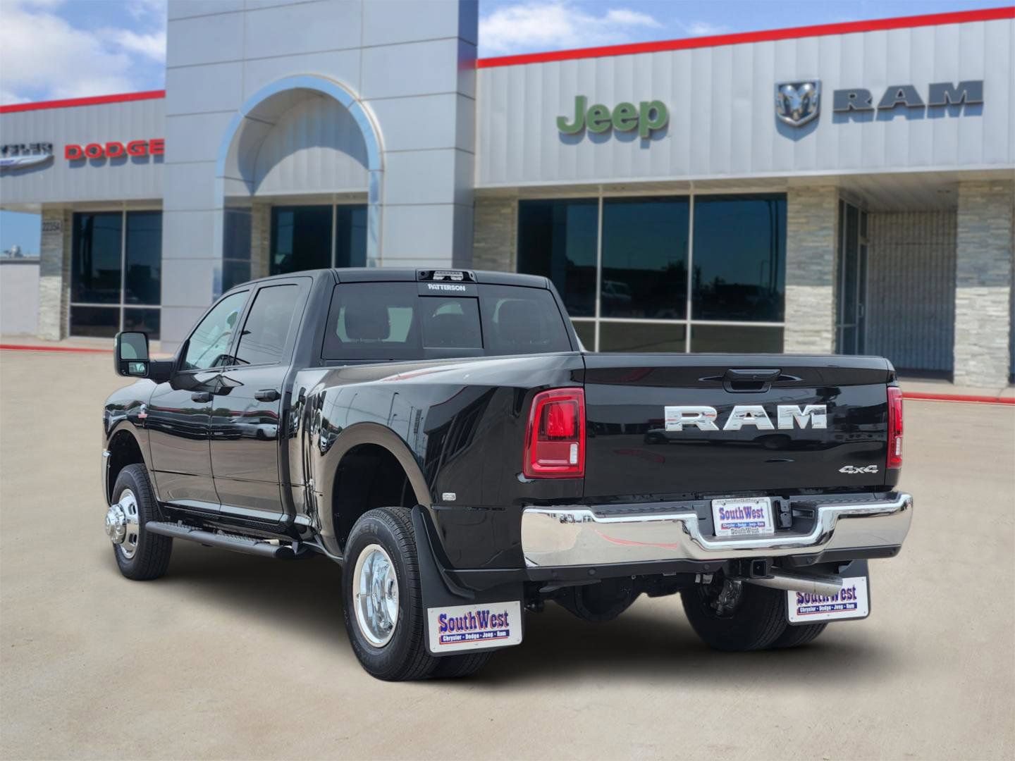 New 2026 RAM 3500 Tradesman AWD/4WD image 4