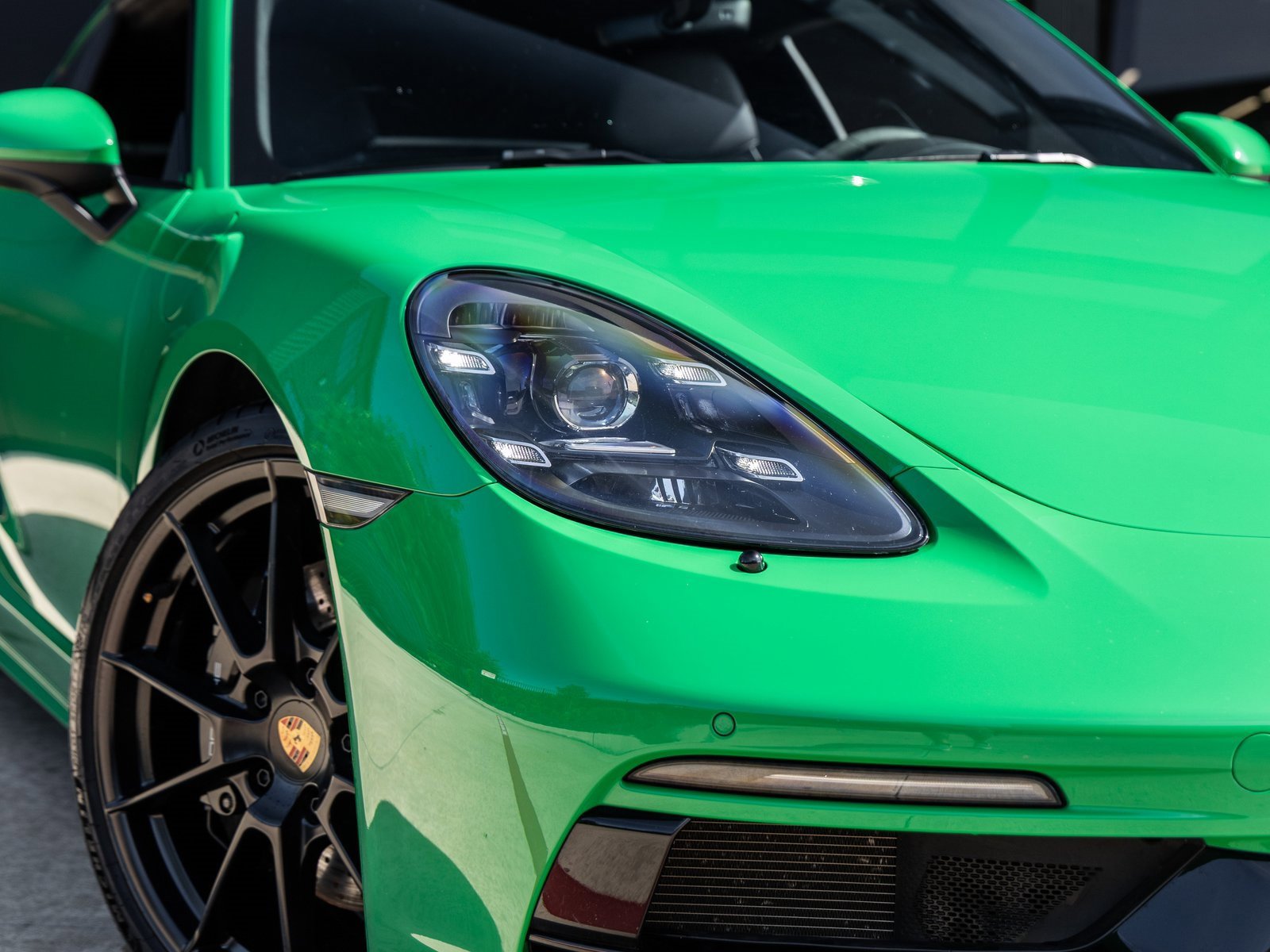 Used 2023 Porsche 718 Cayman GT4 image 18