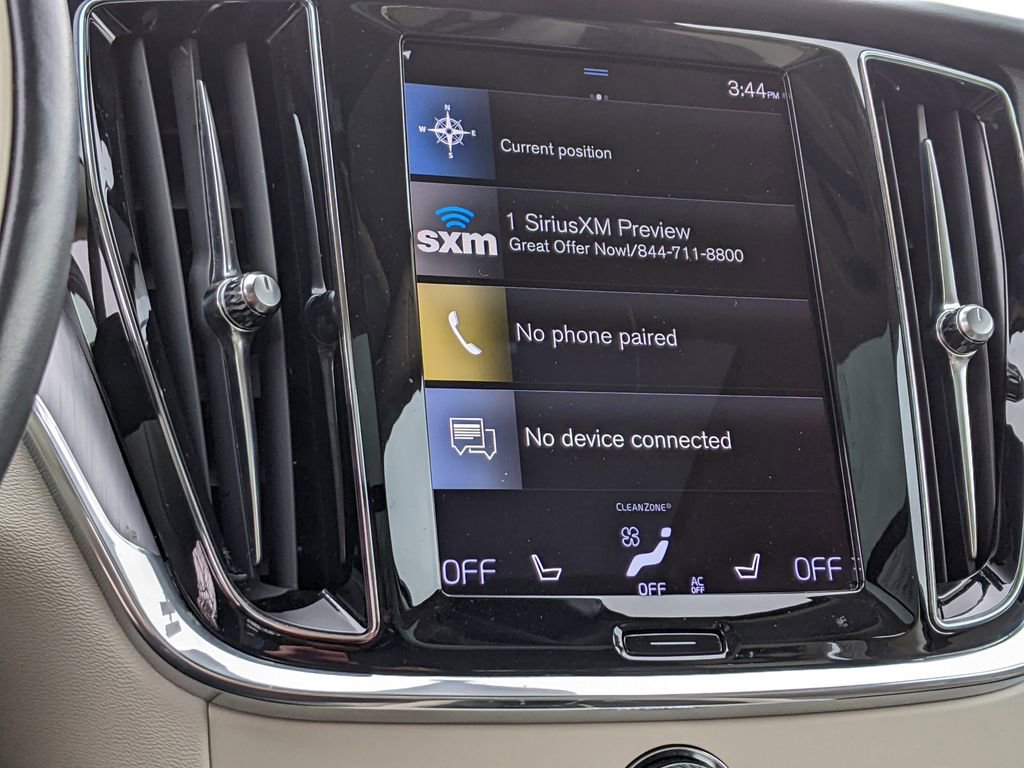 Used 2021 Volvo V60 T5 Momentum image 16