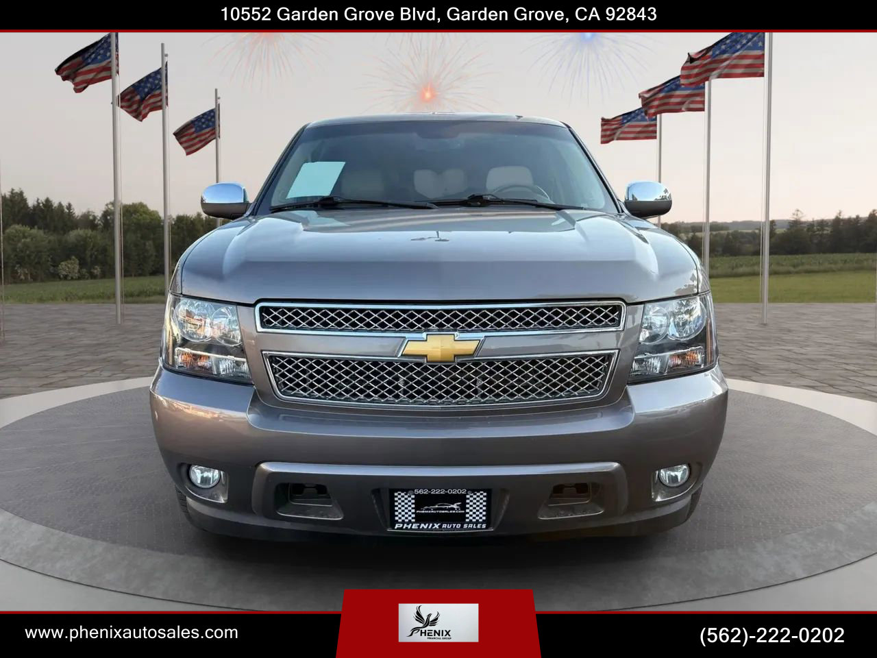Used 2012 Chevrolet Suburban LTZ image 2