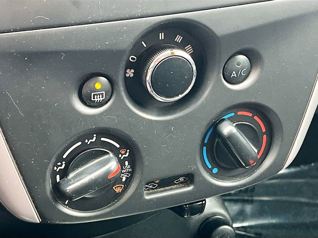 Used 2019 Nissan Versa SV FWD image 15