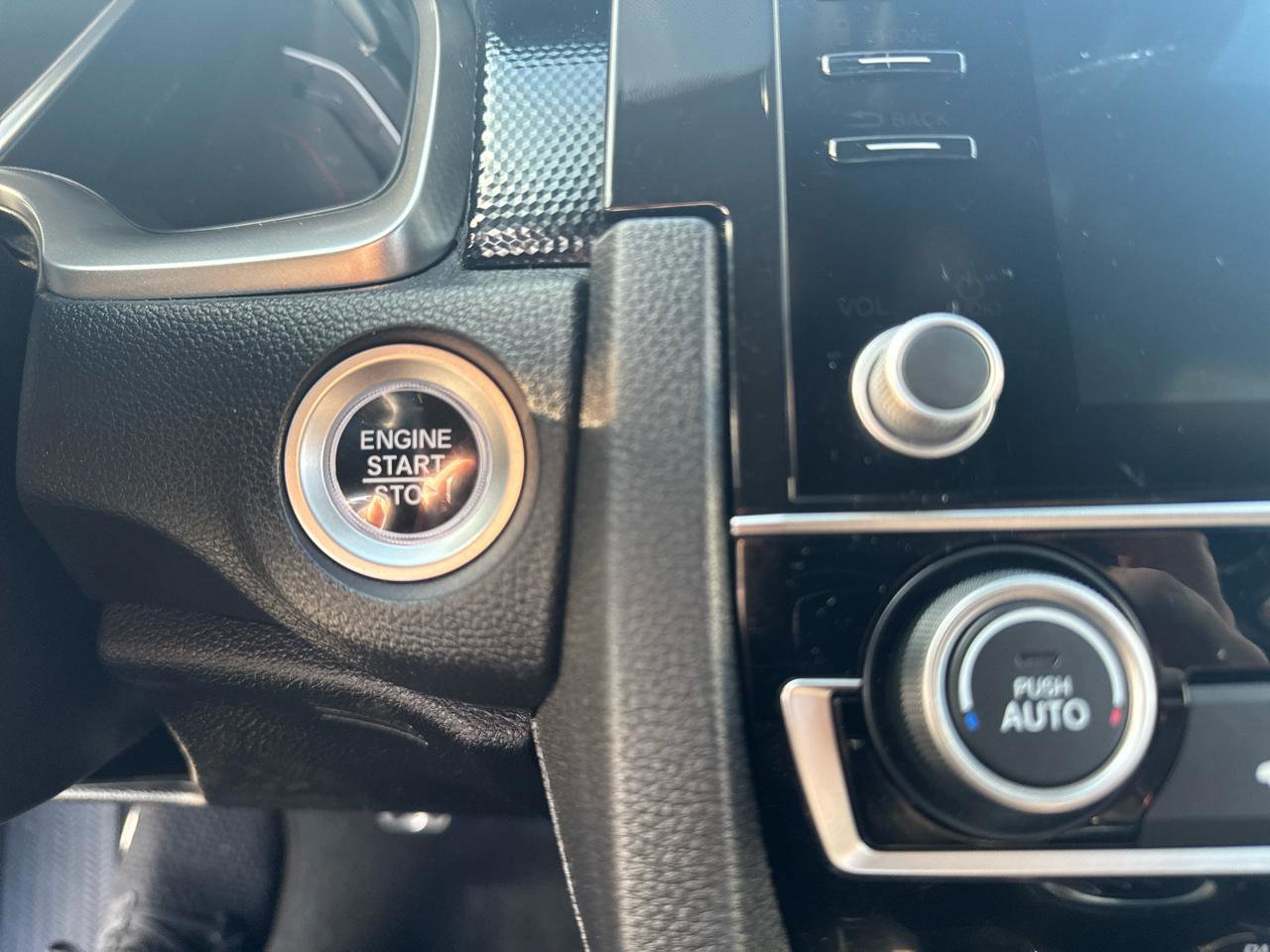 Used 2019 Honda Civic Sport image 25