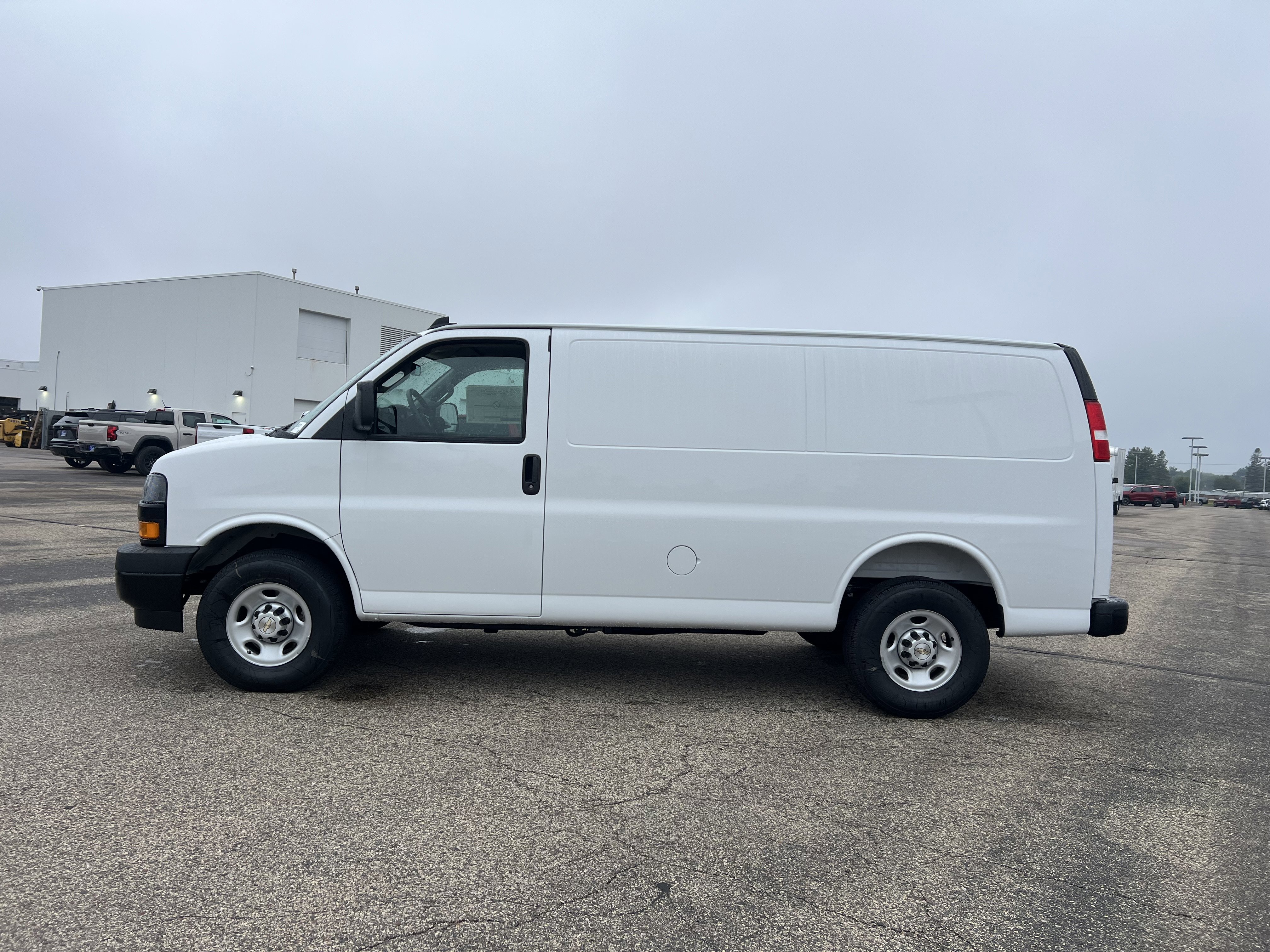 New 2025 Chevrolet Express 3500 w/ Driver Convenience Package image 2