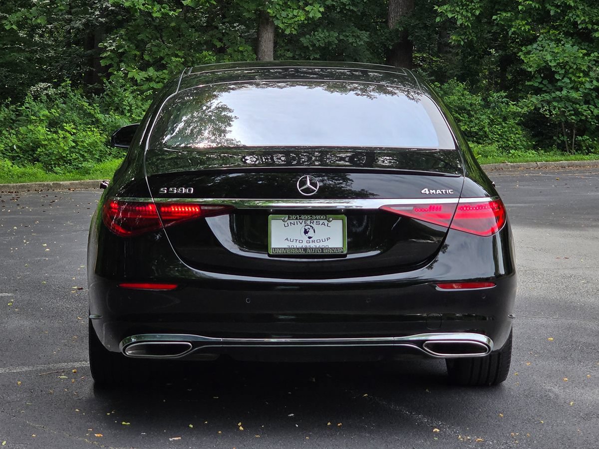 Used 2022 Mercedes-Benz S 580 4MATIC Sedan image 5