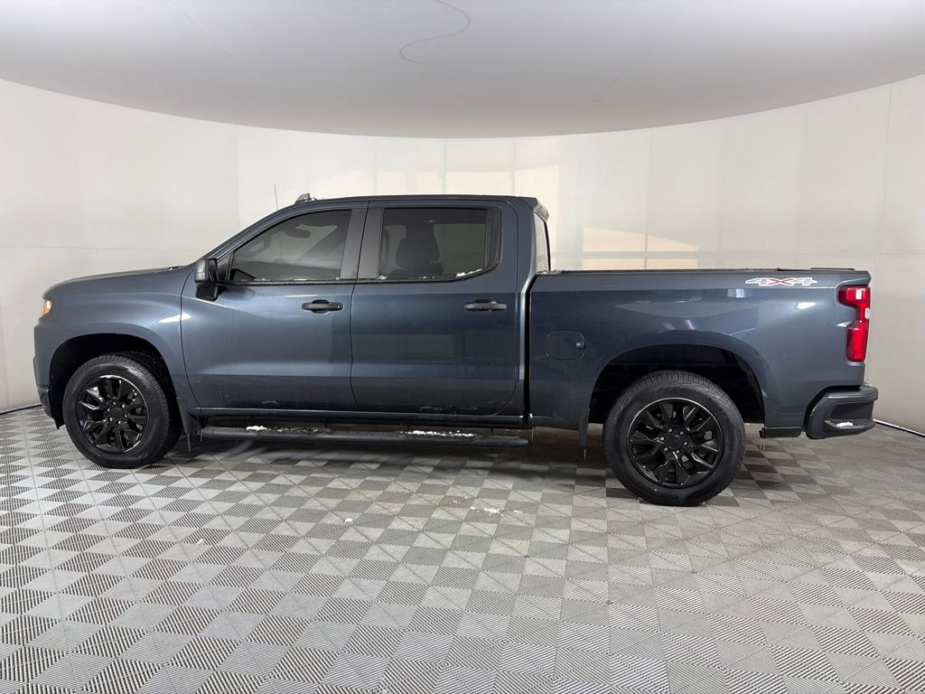 Used 2021 Chevrolet Silverado 1500 Custom w/ LPO, Dark Essentials Package image 4