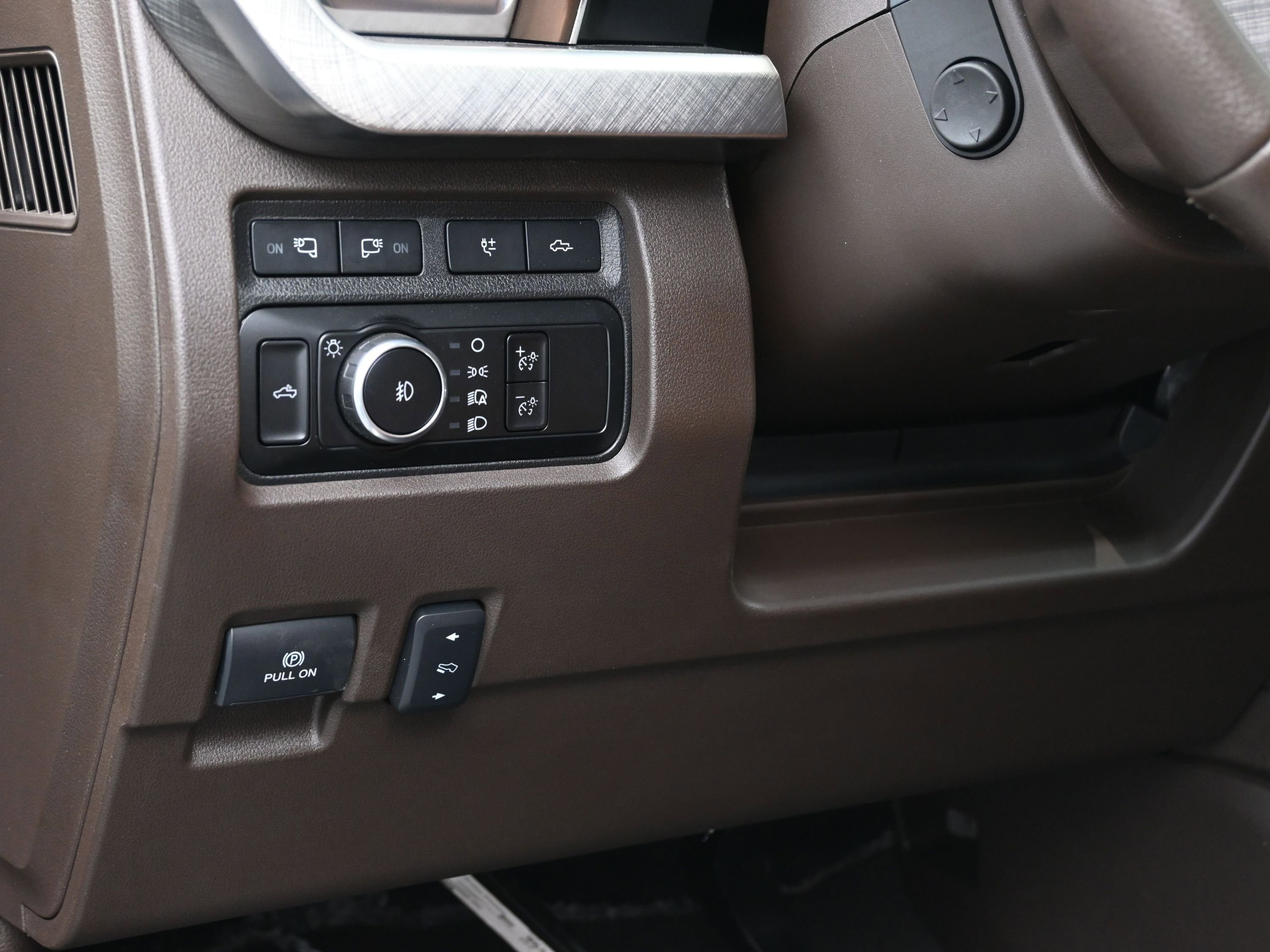 Used 2023 Ford F250 King Ranch w/ Tremor Off-Road Package AWD/4WD image 23