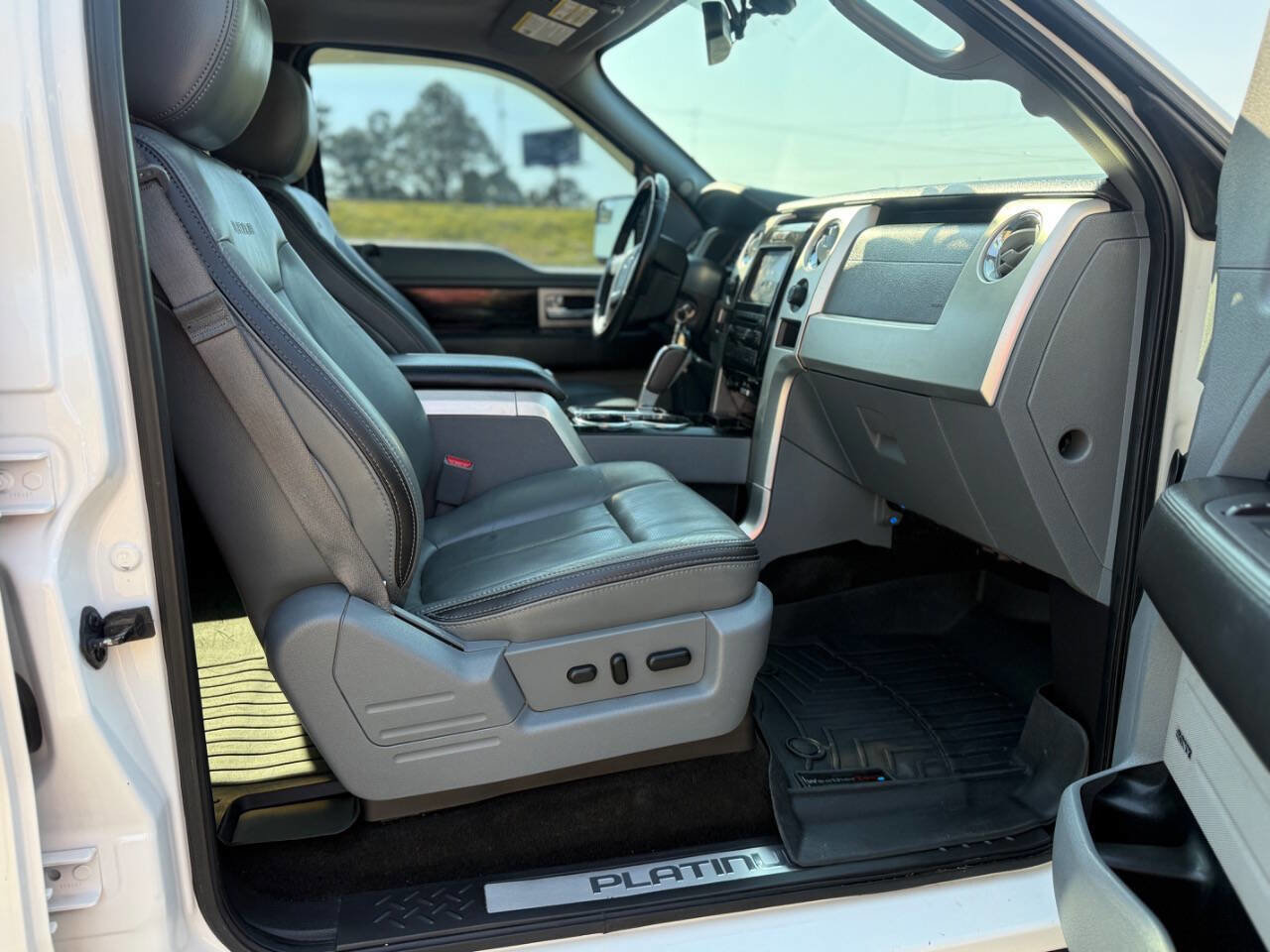 Used 2012 Ford F150 Platinum RWD image 15
