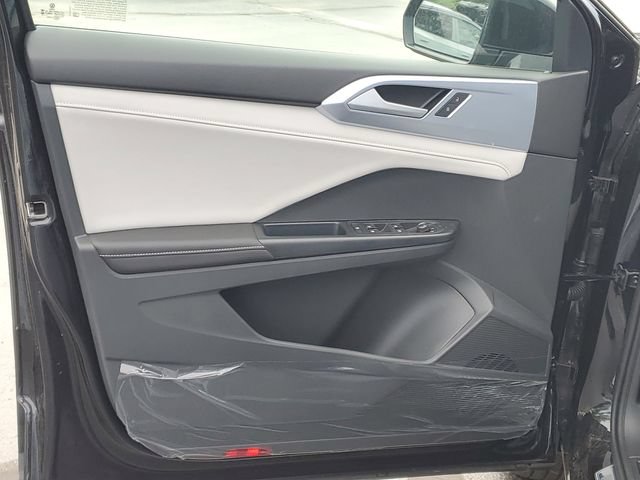 New 2026 Volkswagen Taos SE AWD/4WD image 8