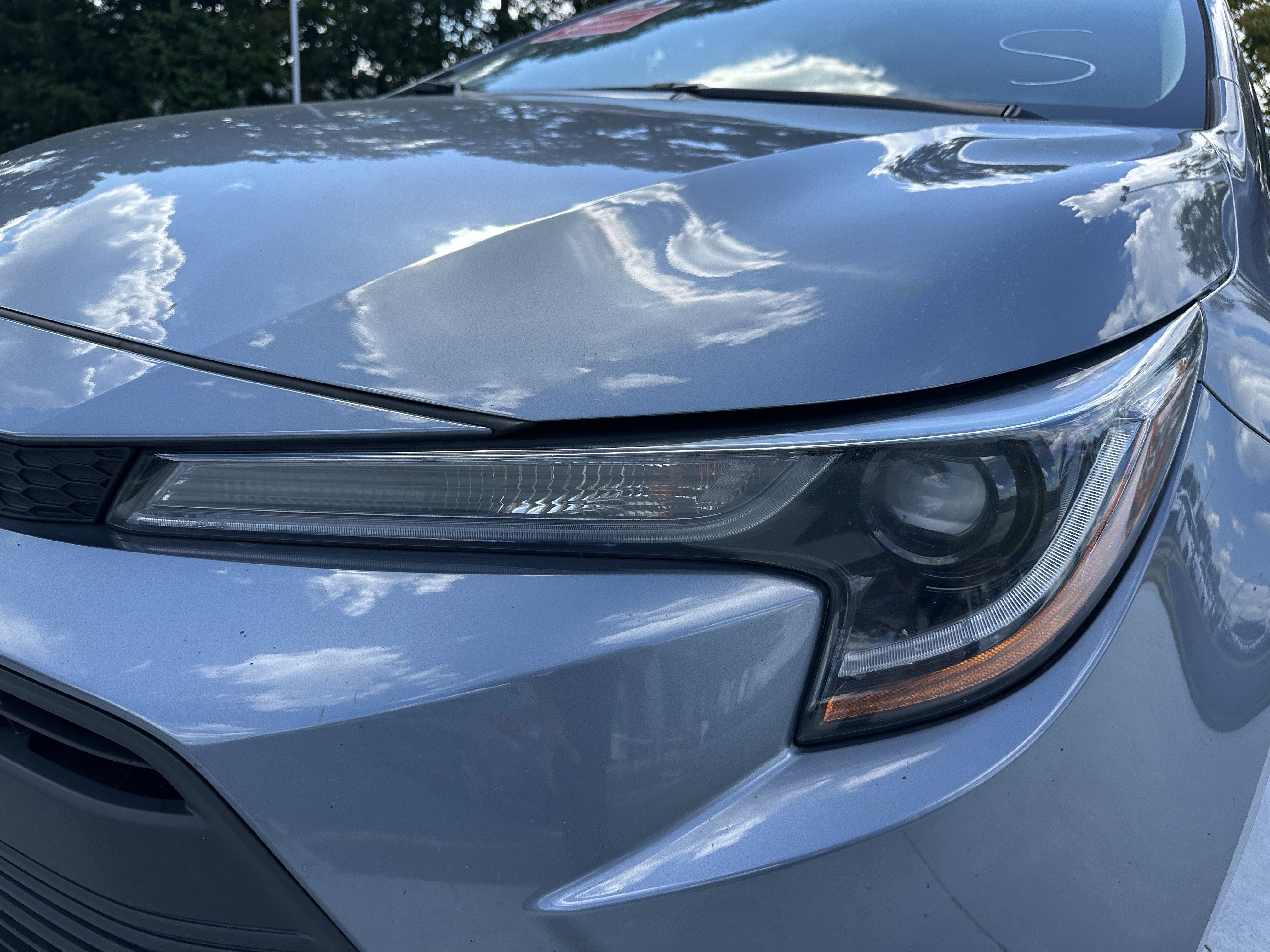 Used 2025 Toyota Corolla LE FWD image 6