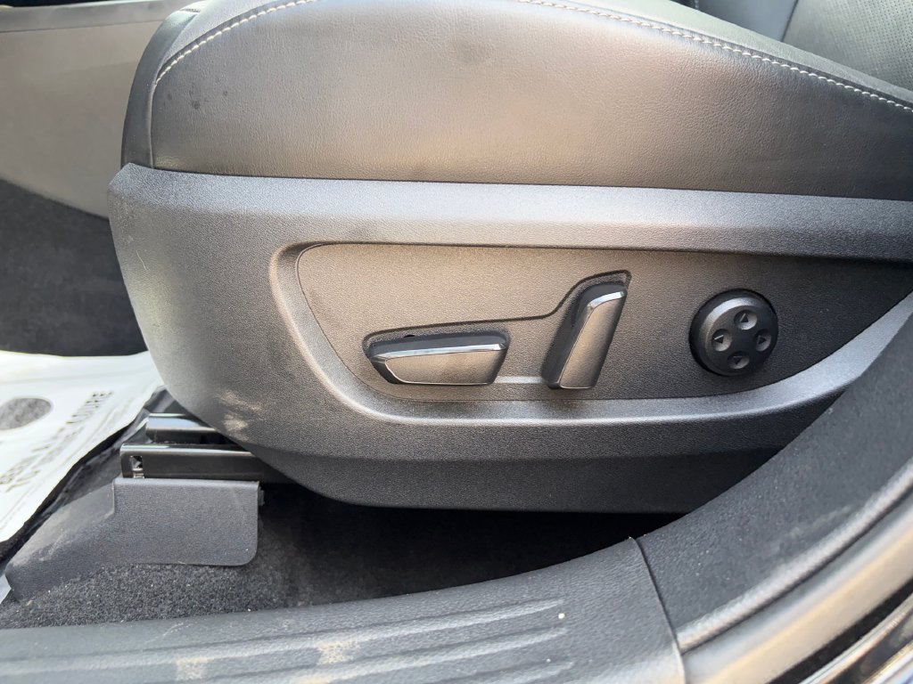 Used 2023 INFINITI QX50 Luxe FWD image 23
