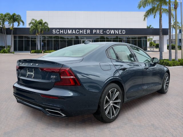 Used 2022 Volvo S60 B5 Momentum w/ Advanced Package AWD/4WD image 7