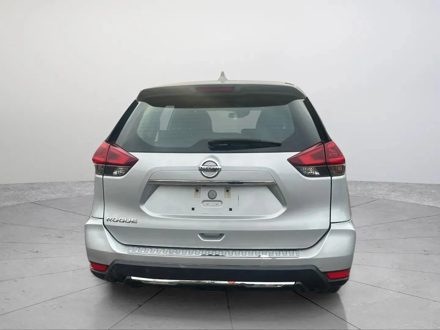 Used 2020 Nissan Rogue S image 7