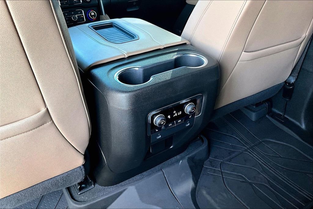 Used 2023 Chevrolet Tahoe Premier image 13