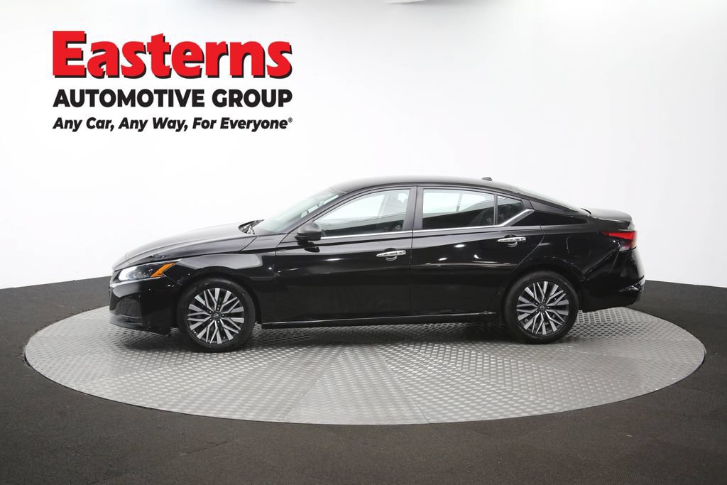 Used 2024 Nissan Altima 2.5 SV FWD image 59