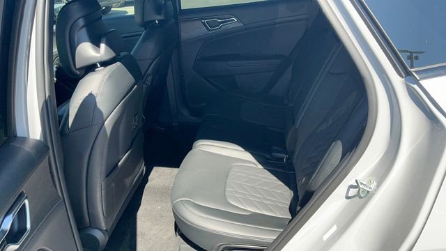 Certified 2025 Kia Sportage X-Pro image 18