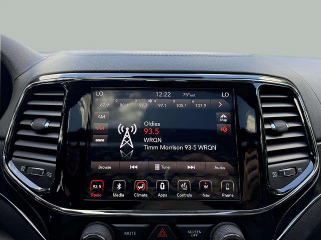 Used 2019 Jeep Grand Cherokee Summit w/ Platinum Series Group AWD/4WD image 14