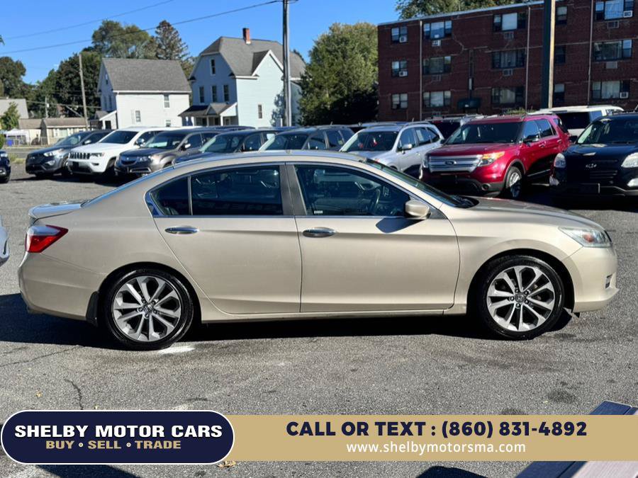 Used 2014 Honda Accord Sport image 4