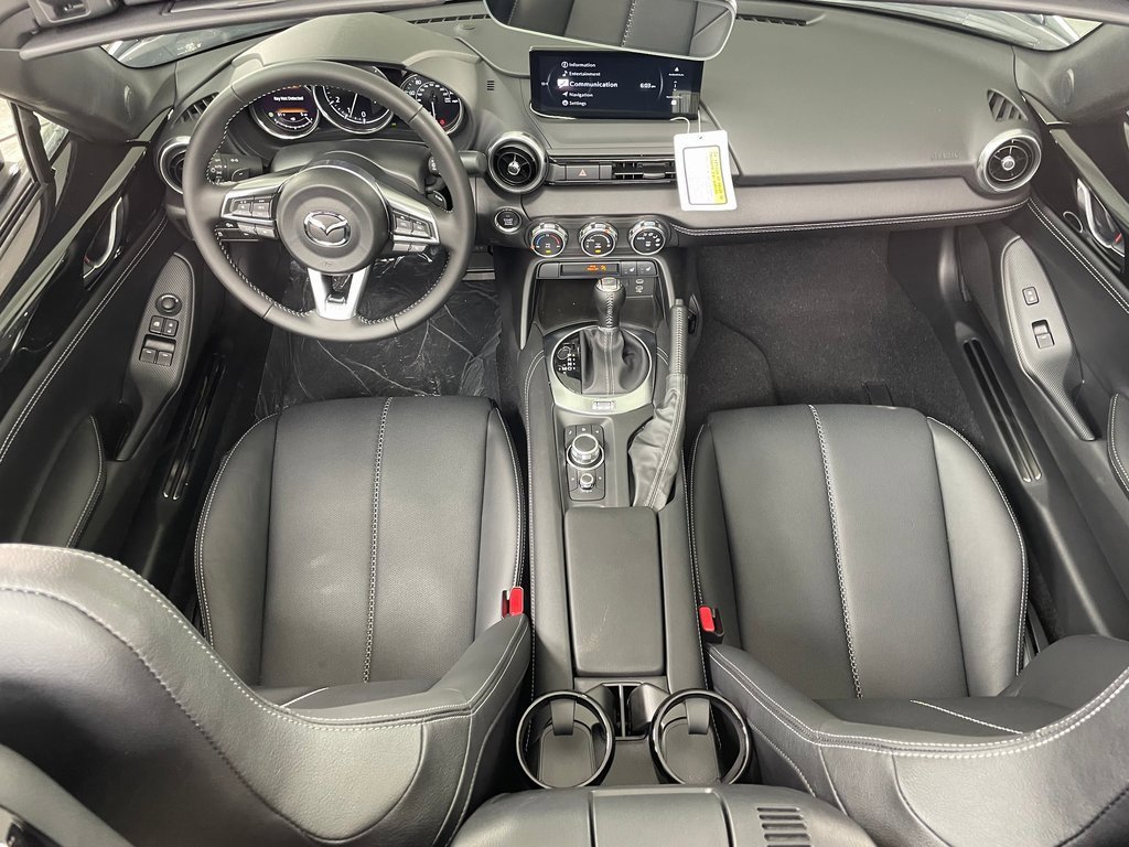 New 2025 MAZDA MX-5 Miata Grand Touring w/ Weather Package image 38