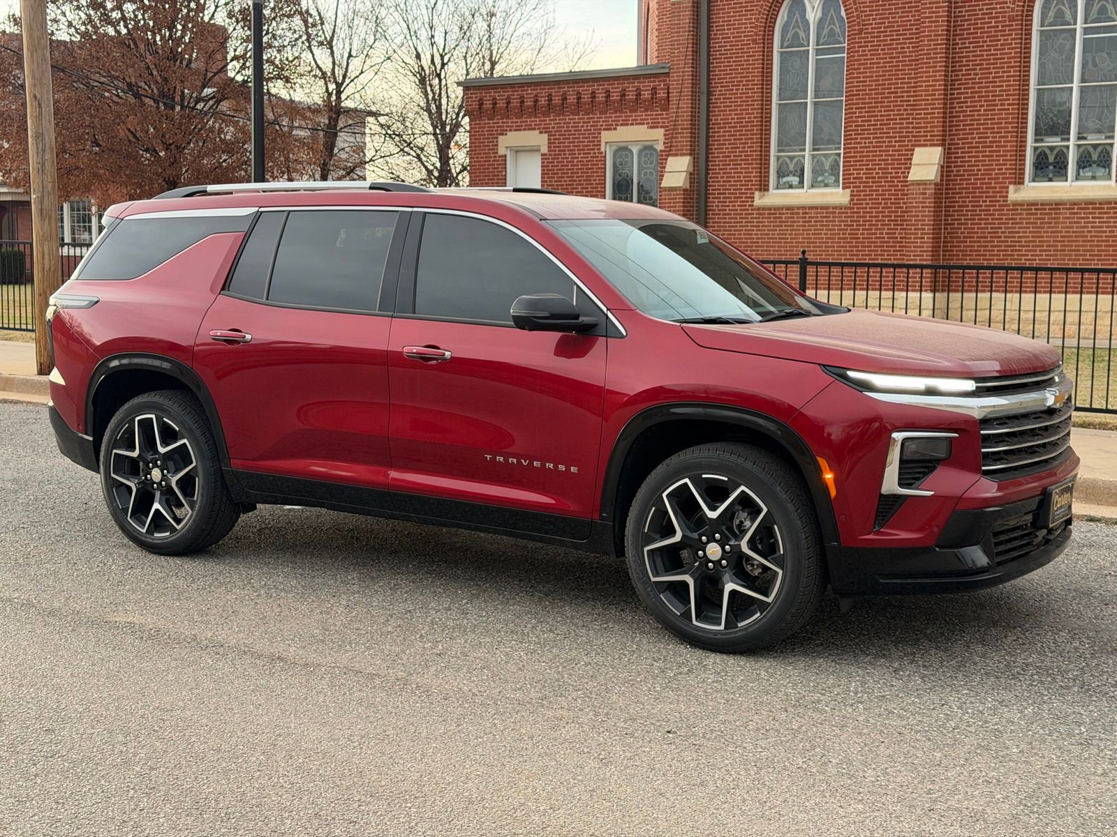 New 2026 Chevrolet Traverse High Country image 2