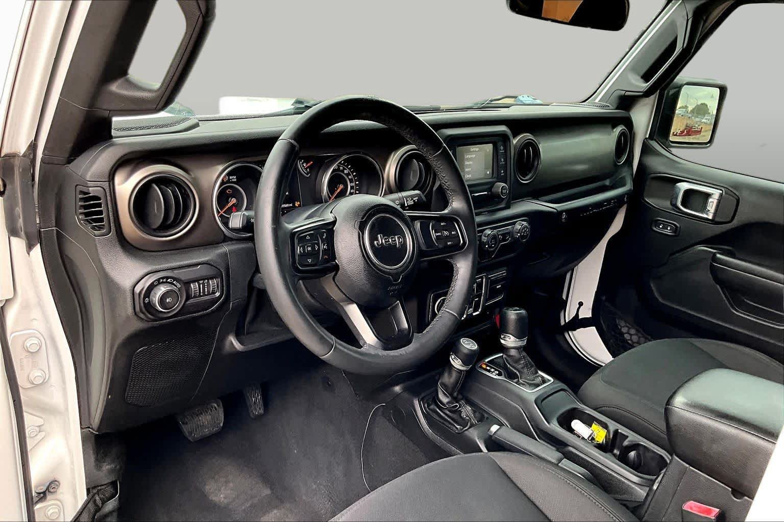 Used 2018 Jeep Wrangler Unlimited Sport S AWD/4WD image 18