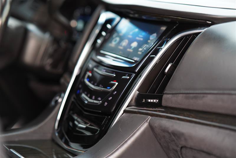 Used 2018 Cadillac Escalade ESV Platinum AWD/4WD image 67