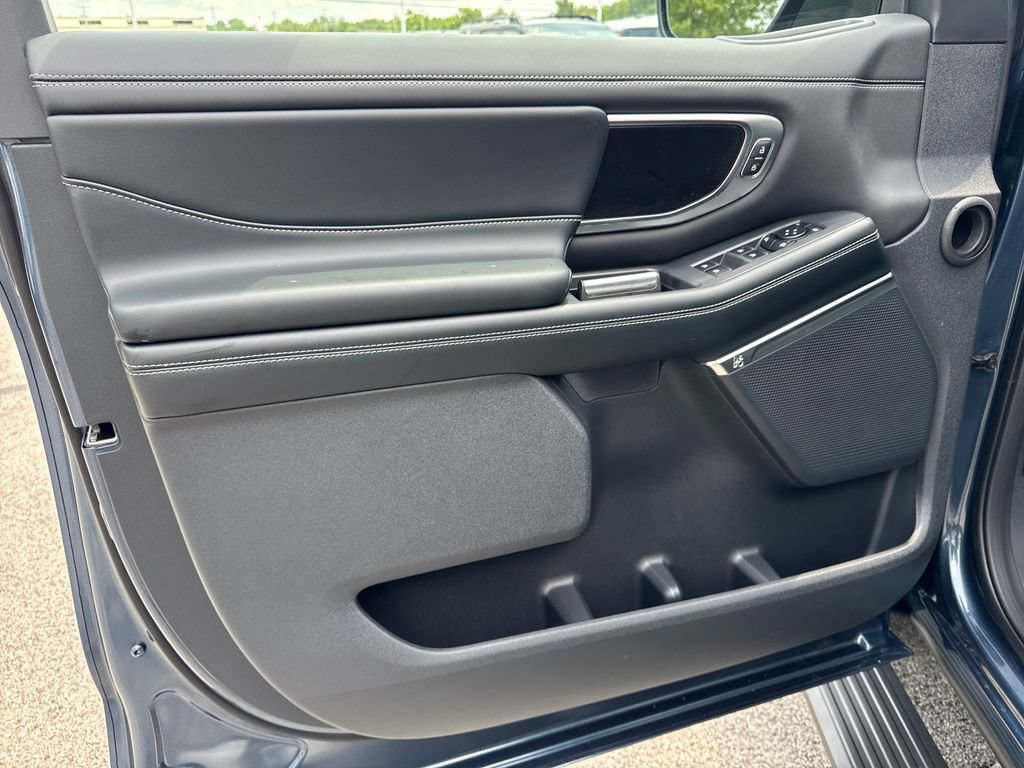 New 2027 Ford Expedition Max Platinum w/ Stealth Appearance Package AWD/4WD image 22