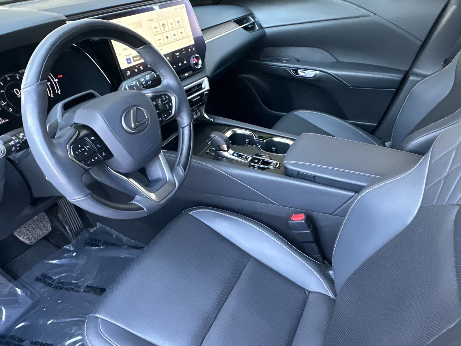 Used 2024 Lexus RX 350 Premium image 10