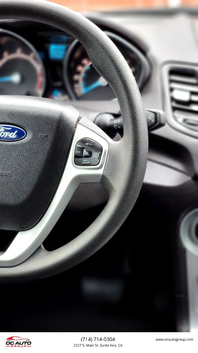 Used 2019 Ford Fiesta SE FWD image 30