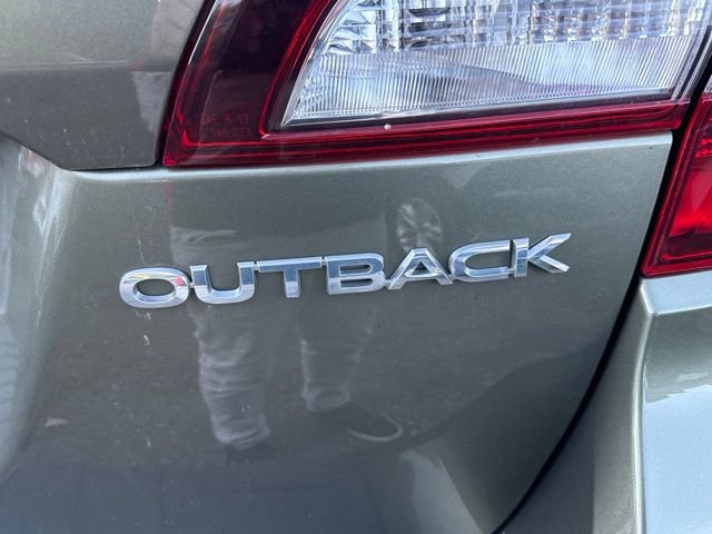 Used 2016 Subaru Outback 2.5i Premium AWD/4WD image 12