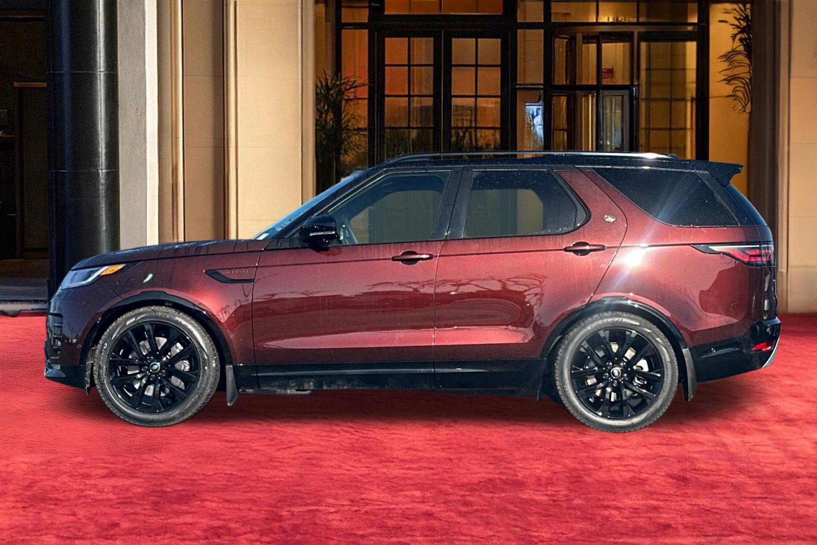 New 2026 Land Rover Discovery Limited Edition AWD/4WD image 2