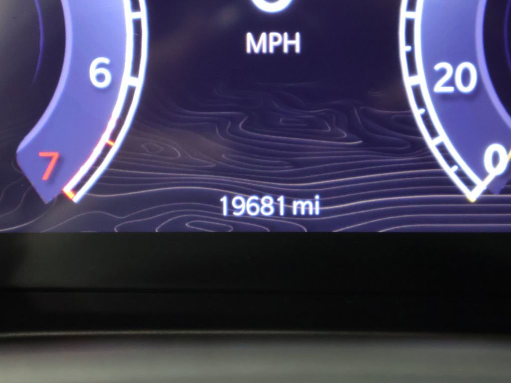 Used 2023 Jeep Grand Cherokee Laredo w/ Luxury Tech Group I AWD/4WD image 37