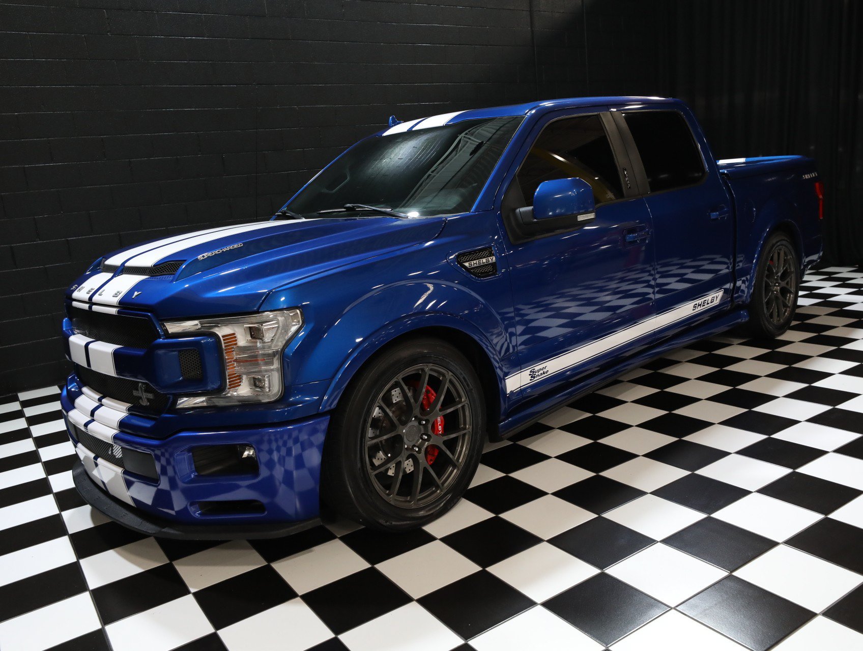 Used 2018 Ford F150 Lariat w/ Equipment Group 502A Luxury AWD/4WD image 8