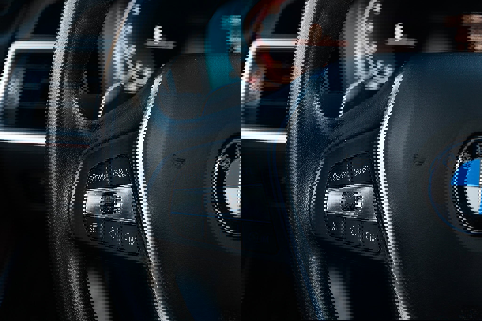 Used 2019 BMW 330i Sedan w/ Premium Package image 32