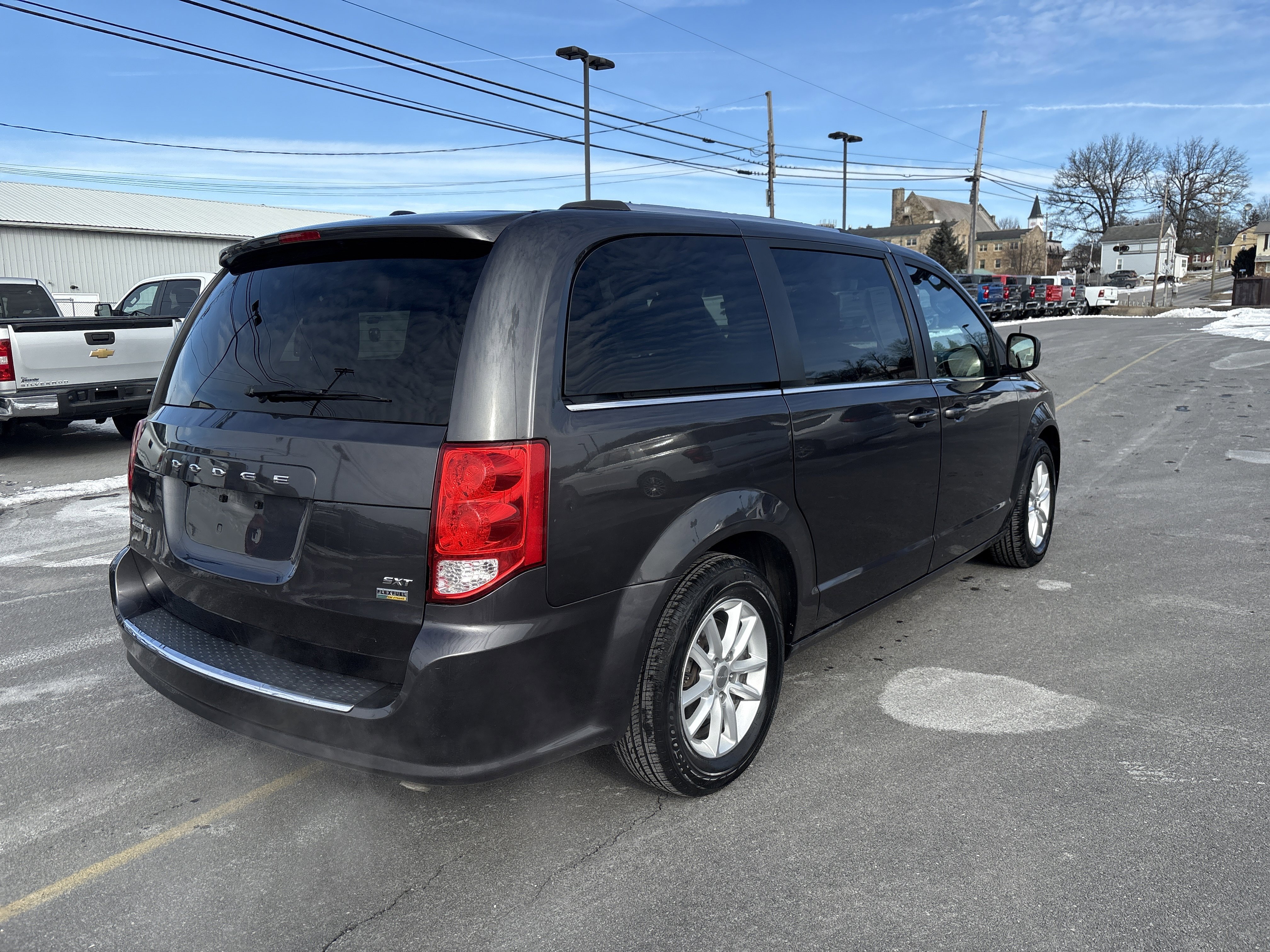 Used 2018 Dodge Grand Caravan SXT video 3