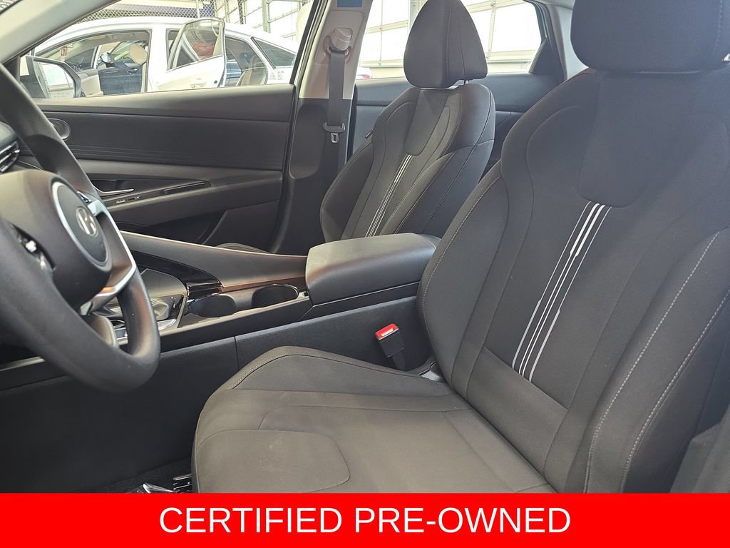 Certified 2025 Hyundai Elantra Hybrid FWD image 15