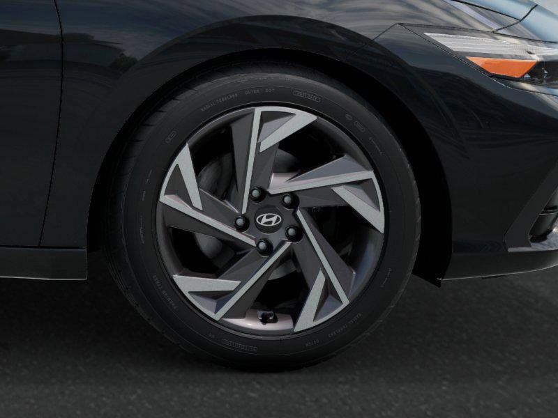 New 2026 Hyundai Elantra SEL Sport Premium FWD image 8