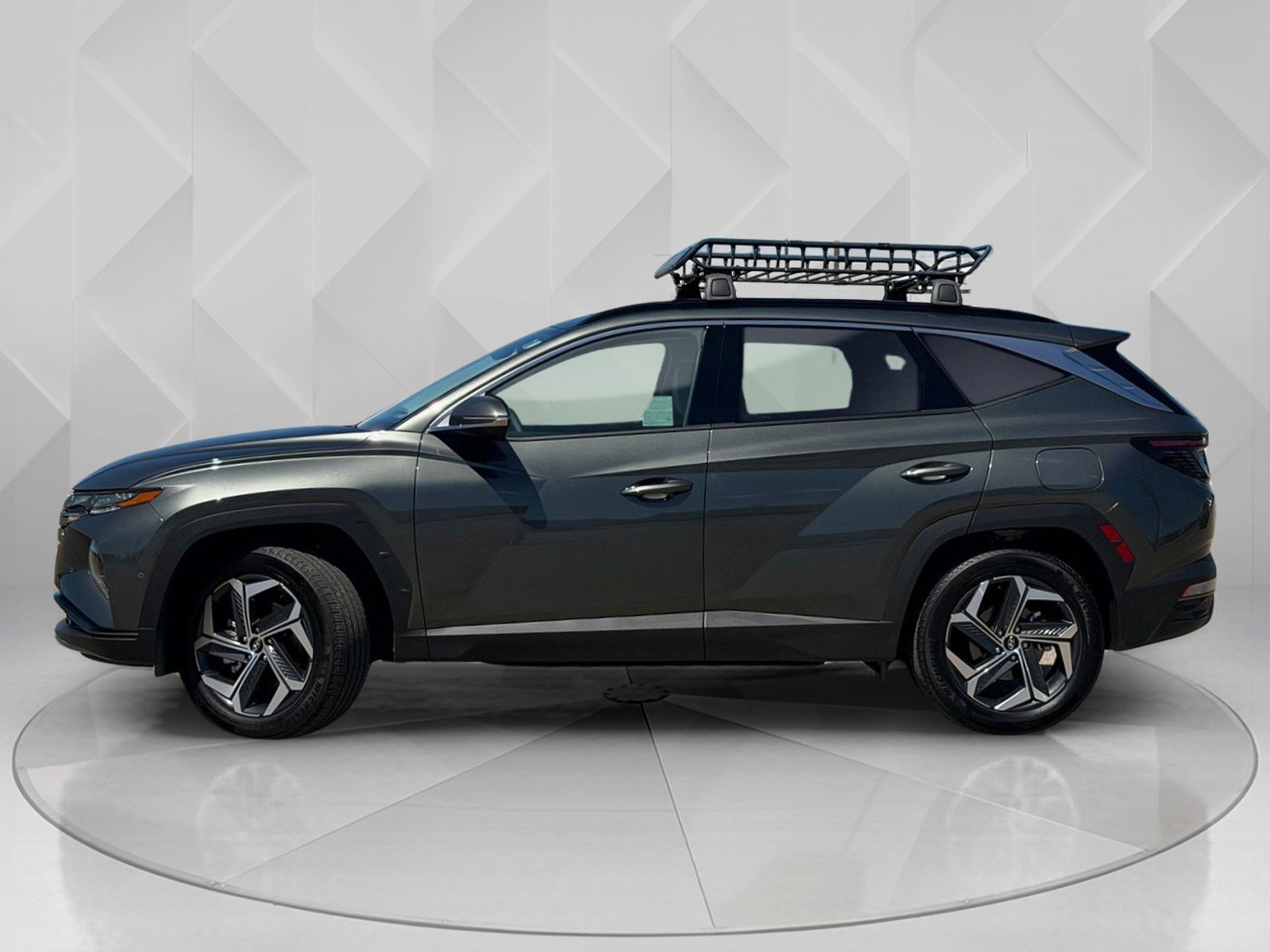 Used 2024 Hyundai Tucson Limited AWD/4WD image 2