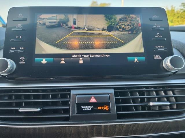 Used 2018 Honda Accord EX image 16