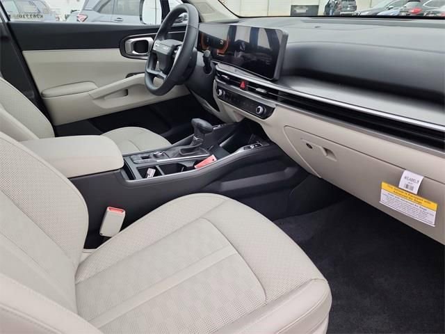 New 2026 Kia Sorento S w/ S Panoramic Sunroof Package image 17