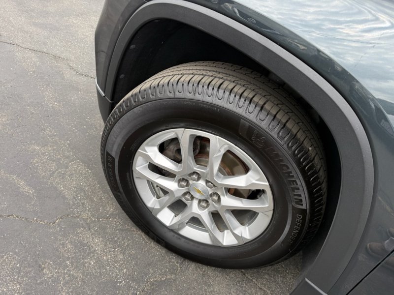 Used 2018 Chevrolet Traverse LT AWD/4WD image 15