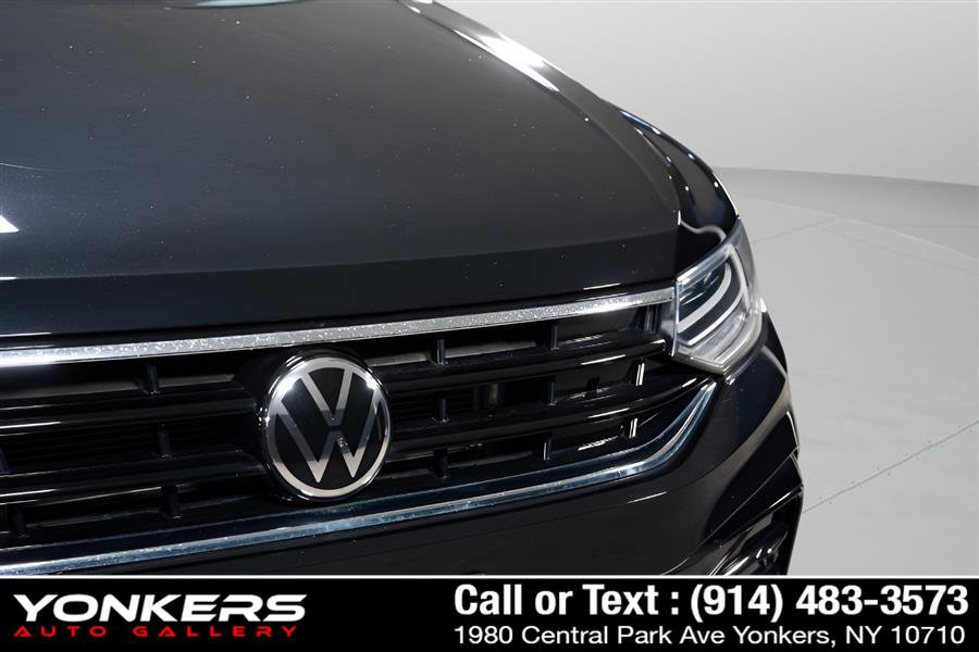 Used 2022 Volkswagen Tiguan SE R-Line AWD/4WD image 24