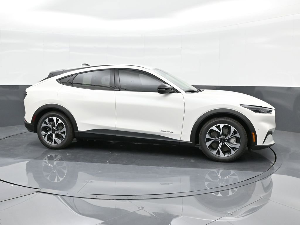 Used 2024 Ford Mustang Mach-E Select w/ Comfort Package Lite image 11