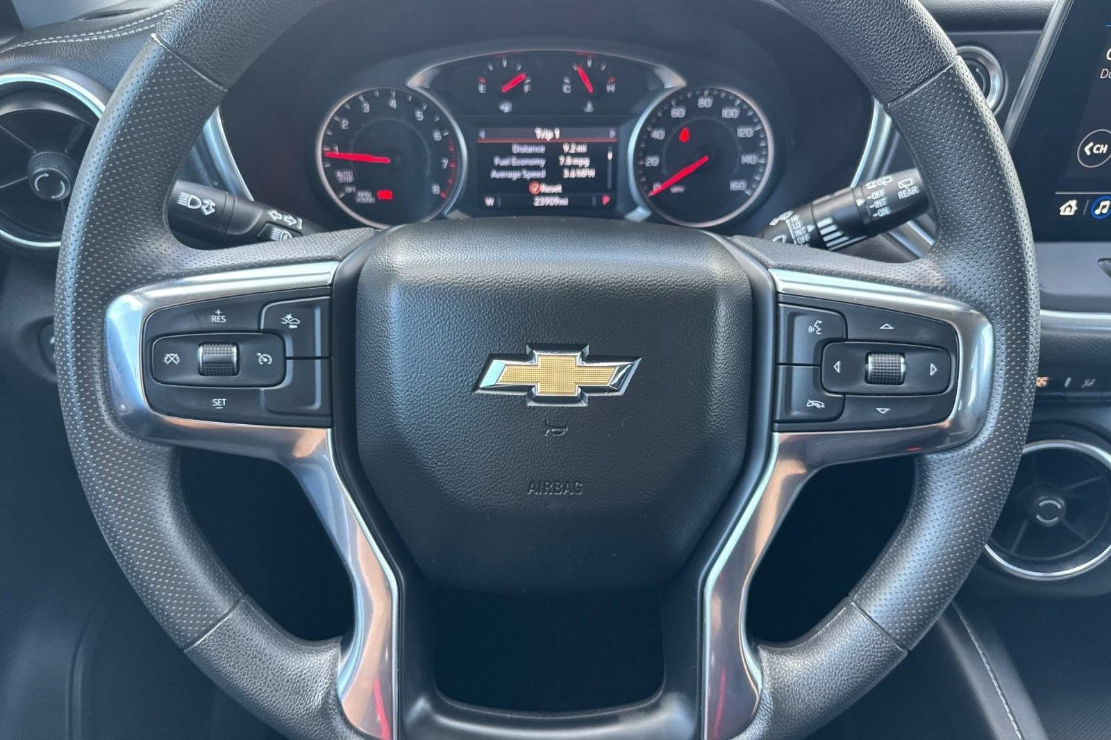 Used 2025 Chevrolet Blazer LT image 15