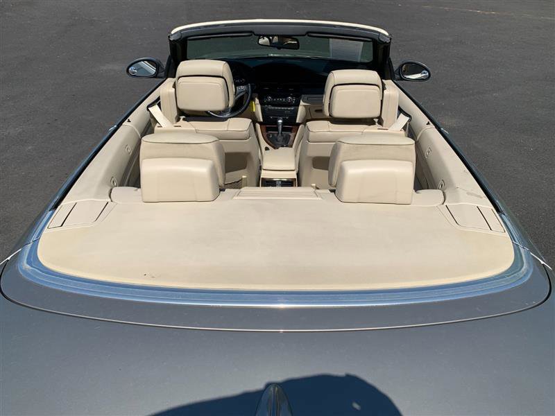 Used 2009 BMW 335i Convertible image 12